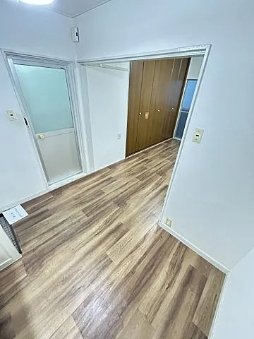 山海マンションの居間・リビング