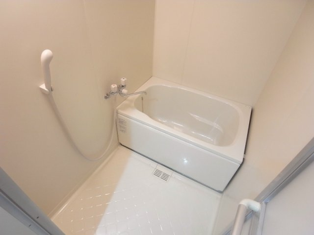 カーサ六甲友田町の浴室