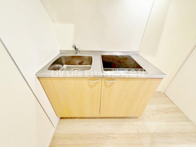 小平市学園西町３丁目のアパートのキッチン
