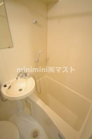 大阪市浪速区塩草３丁目の賃貸マンションの浴室