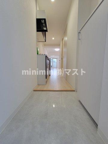 大阪市浪速区元町３丁目の賃貸マンションの玄関