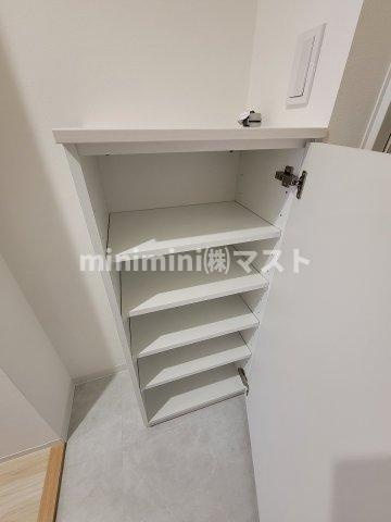大阪市浪速区元町３丁目の賃貸マンションの収納
