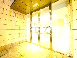 レグラス横浜メディオの外観