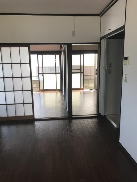 メゾン前原の寝室