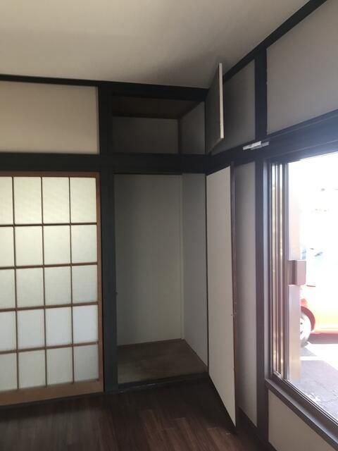 メゾン前原の寝室
