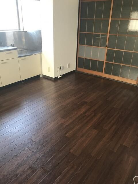 メゾン前原の居間・リビング