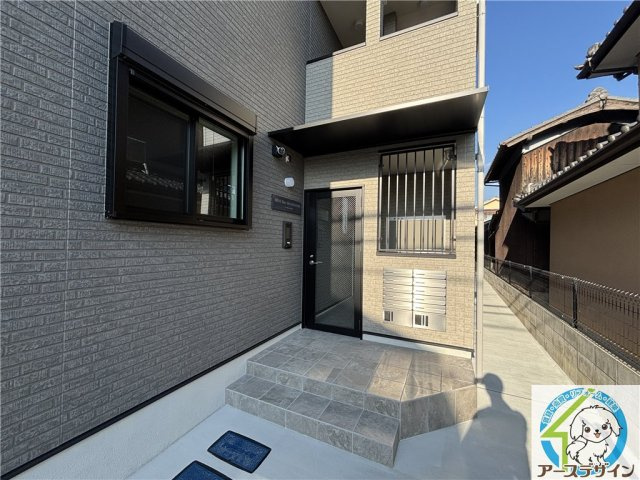ジュネスMimi東加古川のエントランス