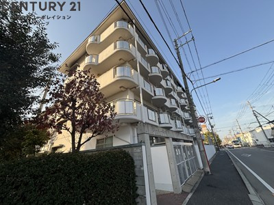 敷地内駐車場・駐輪場あり！
