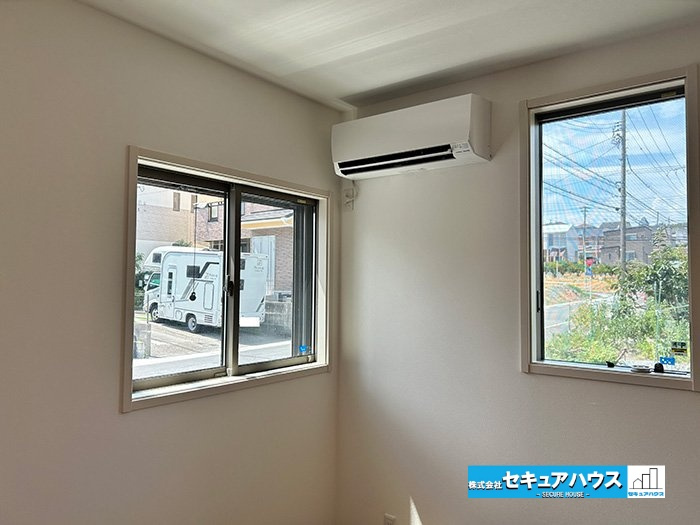 【中古戸建】名古屋市天白区植田山４丁目の居間・リビング|【LDKのエアコン】
◆リビングに設置されているエアコンはそのままプレゼントになります。　　　　　　　　　　　　　　　　　　　　　　　　　　　　　　　　　　　　　　　　　　　　　　　　　　　　　　　　