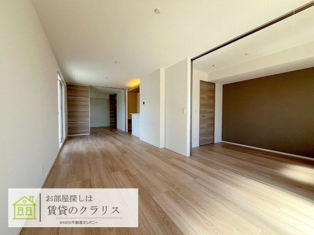 リベルテ四条梅津の居間・リビング