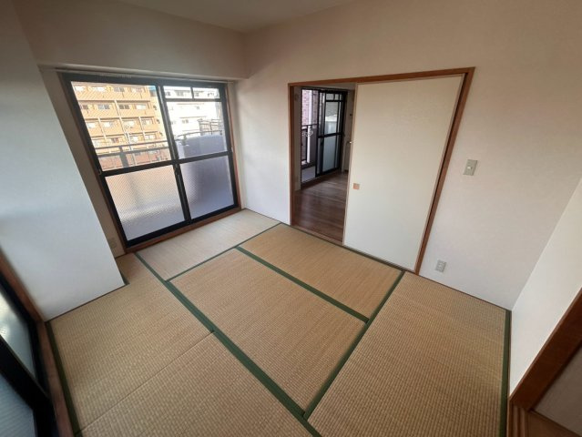 セントラルパーク東三国の和室