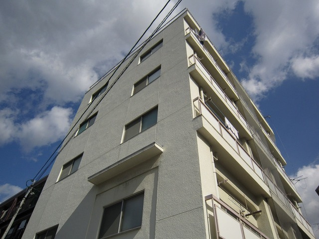睦マンションの外観