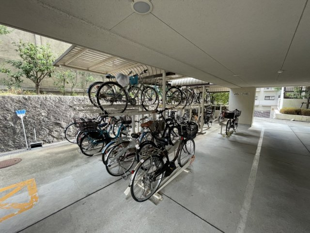 芦屋市春日町の賃貸マンションのその他共用部分