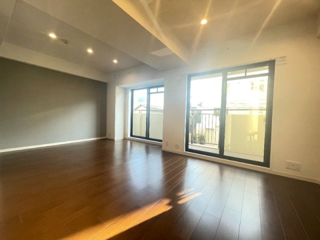芦屋市春日町の賃貸マンションの居間・リビング