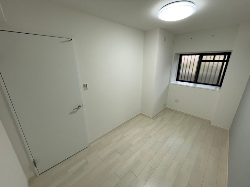 芦屋市春日町の賃貸マンションの居間・リビング