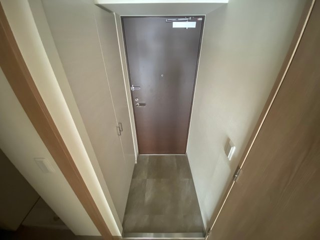 神戸市中央区磯辺通２丁目の賃貸マンションの玄関