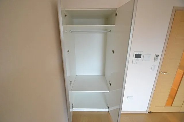 神戸市中央区下山手通３丁目の賃貸マンションの収納