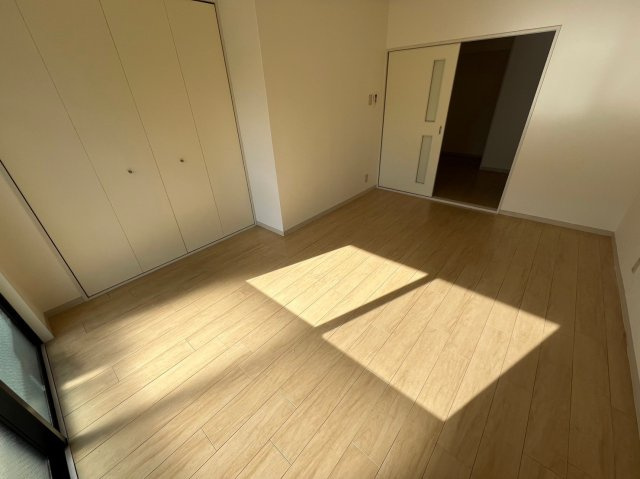 神戸市東灘区本山南町８丁目の賃貸マンションの居間・リビング
