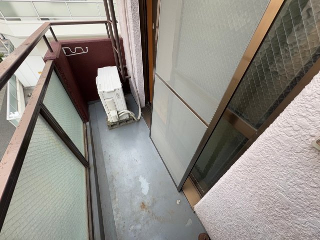 神戸市灘区日尾町２丁目の賃貸マンションのバルコニー