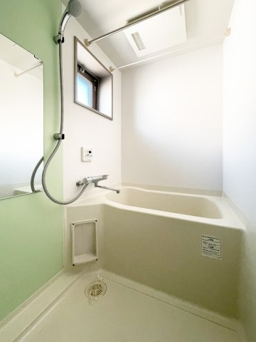 神戸市灘区徳井町４丁目の賃貸マンションの浴室