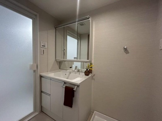 芦屋市親王塚町の賃貸マンションの洗面所