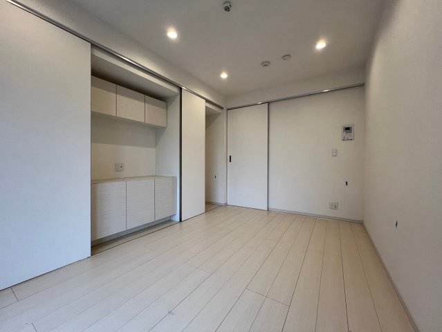 神戸市灘区篠原中町４丁目の賃貸マンションの居間・リビング