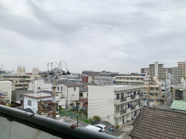 神戸市灘区岩屋中町３丁目の賃貸マンションの展望