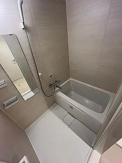芦屋市大東町の賃貸マンションの浴室