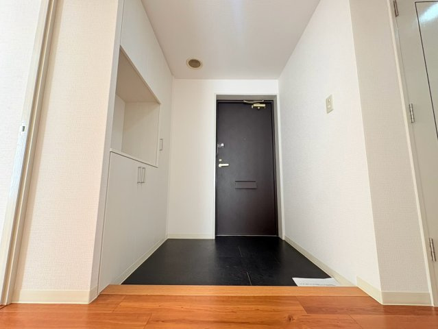 神戸市東灘区住吉本町２丁目の賃貸マンションの玄関