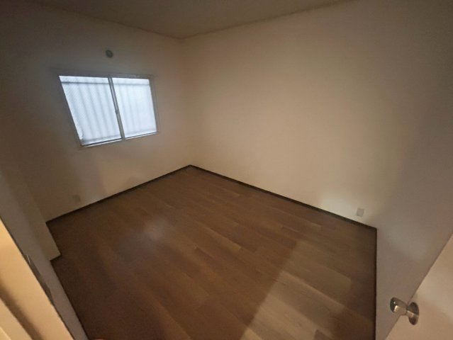 誼マンションの居間・リビング