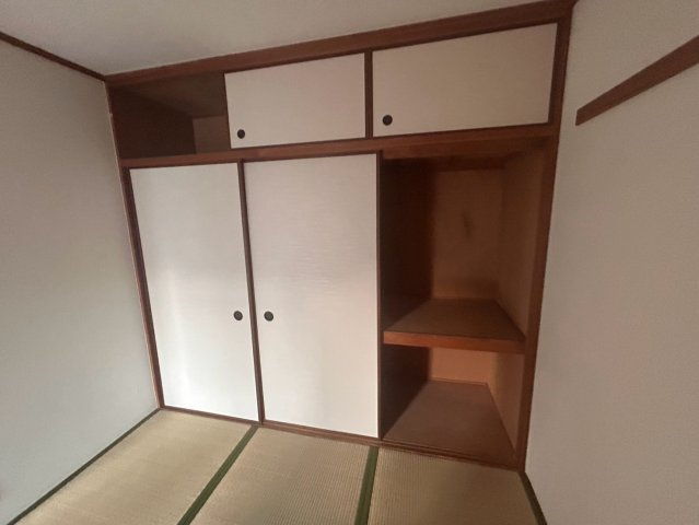 誼マンションの和室