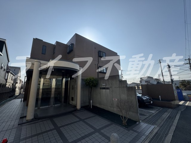 ヒルズ東大阪の外観