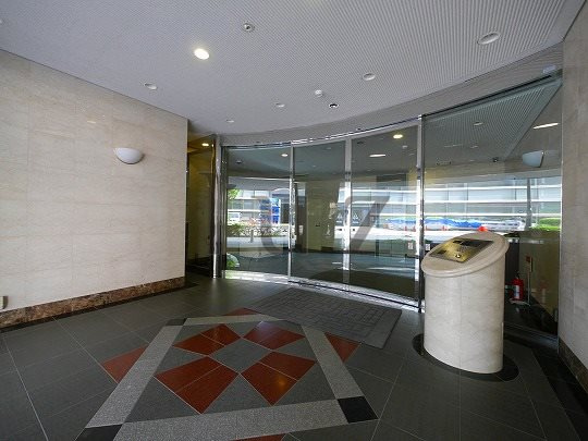 グリフィン新横浜・六番館のロビー