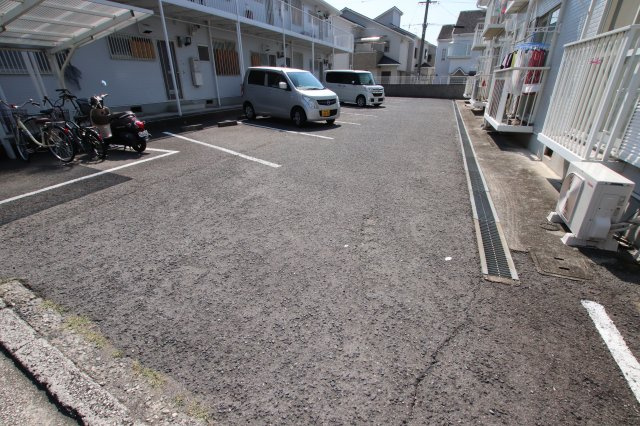 【駐車場】 | ロイヤルハイツ福田