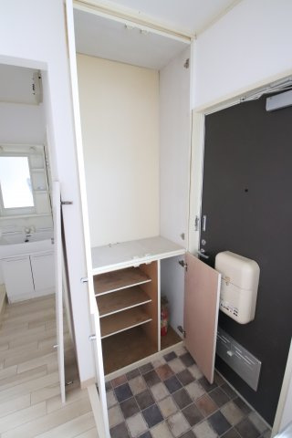 【収納】 | ロイヤルハイツ福田 | シューズボックス