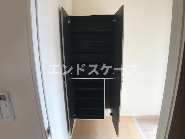 シュエットの収納|下駄箱
高崎、前橋のお部屋探しはエンドスケープまで！お客様の理想お聞かせ下さい♪