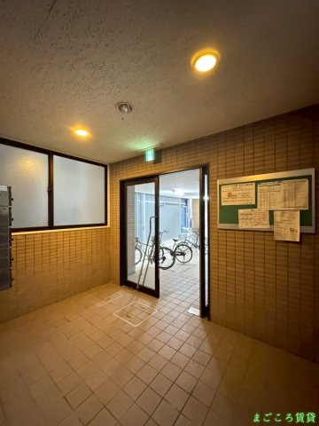 【エントランス】 | アミューズ千代崎