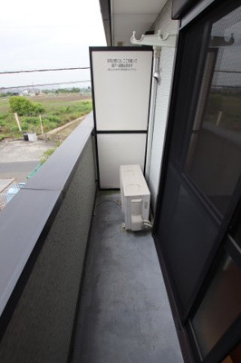 【バルコニー】 | リヴェール東野