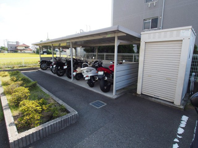【その他共用部分】 | リヴェール東野 | 駐輪場