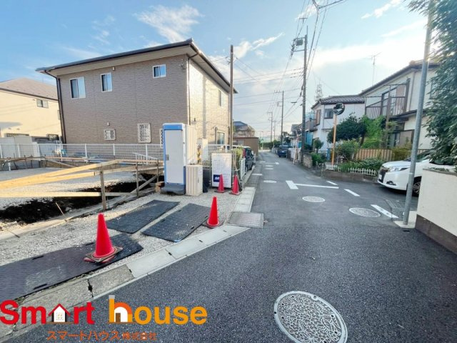 大和市南林間　新築全2棟の前面道路含む現地写真