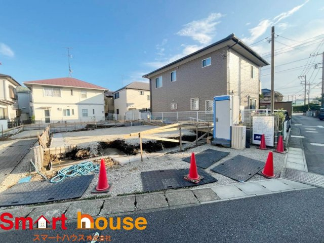 大和市南林間　新築全2棟の駐車場