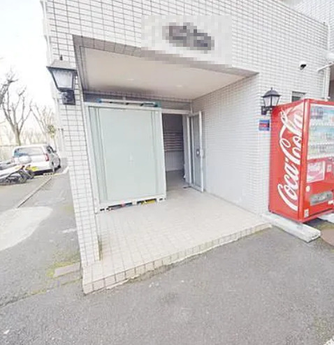 【エントランス】