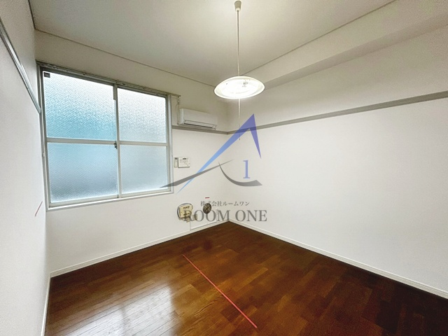 MOCAいこいの居間・リビング|洋室のお部屋です。