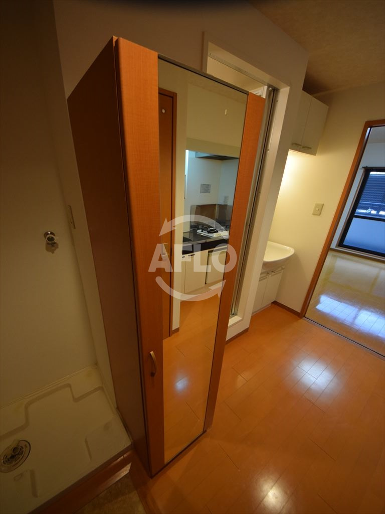 木津川TSマンションの収納|木津川TSマンション　靴箱