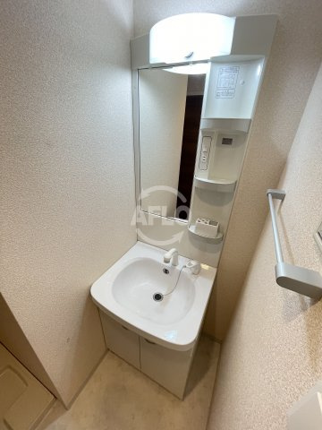 Luxe大正（ラグゼ大正）の独立洗面台|Luxe大正　独立洗面台