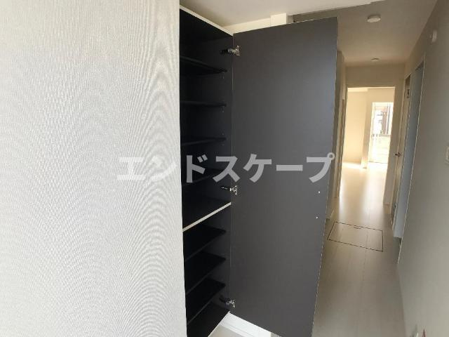 border　Aの収納|下駄箱
高崎、前橋のお部屋探しはエンドスケープまで！お客様の理想お聞かせ下さい♪