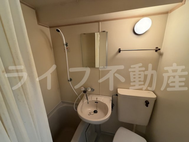 ブエナビスタ石切Ⅰの洗面所