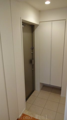 リエトコート元赤坂の玄関