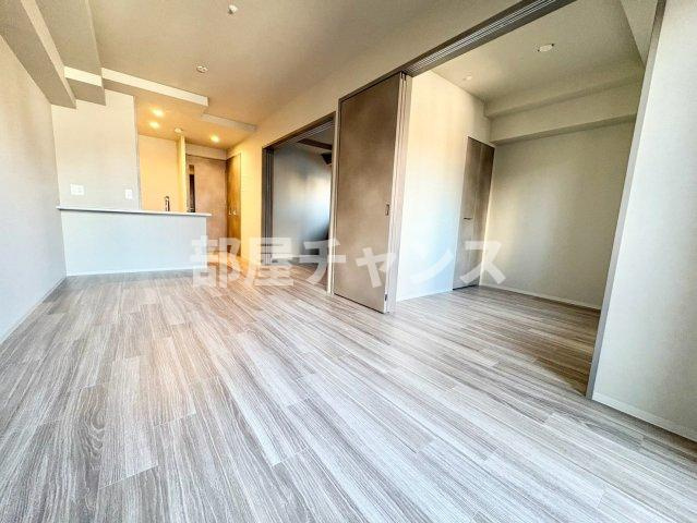 プレサンス　レイズ　鶴舞公園の居間・リビング