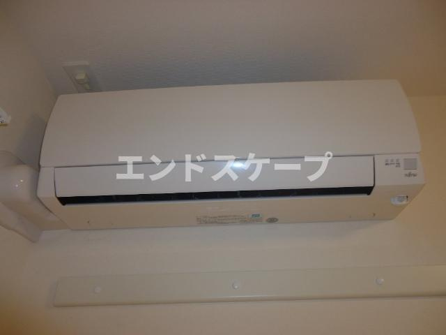 グランデの設備|エアコン（洋室）
高崎、前橋のお部屋探しはエンドスケープまで！お客様の理想お聞かせ下さい♪
